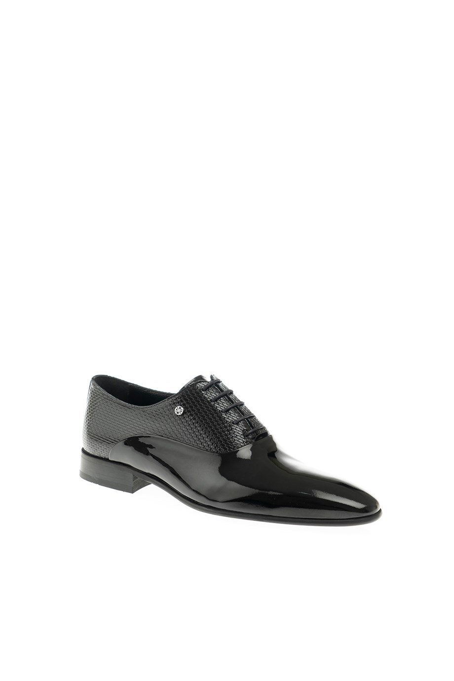 Neolite Sole Genuine Classic Shoes ürünü NEW SEASON kategorisinde sizleri bekliyor.