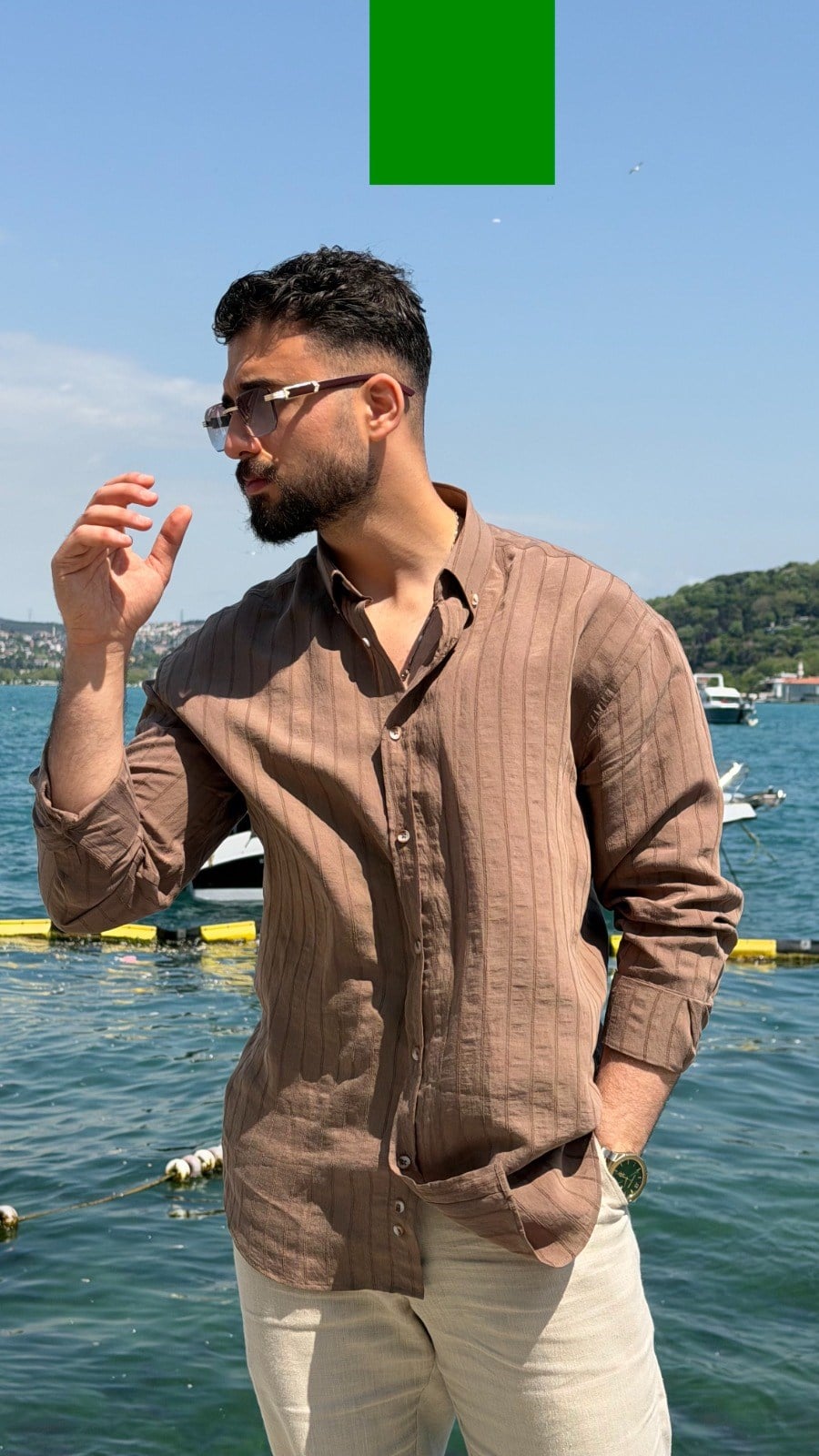 OVERSİZE  ÇİZGİLİ GÖMLEK ürünü GÖMLEK kategorisinde sizleri bekliyor.