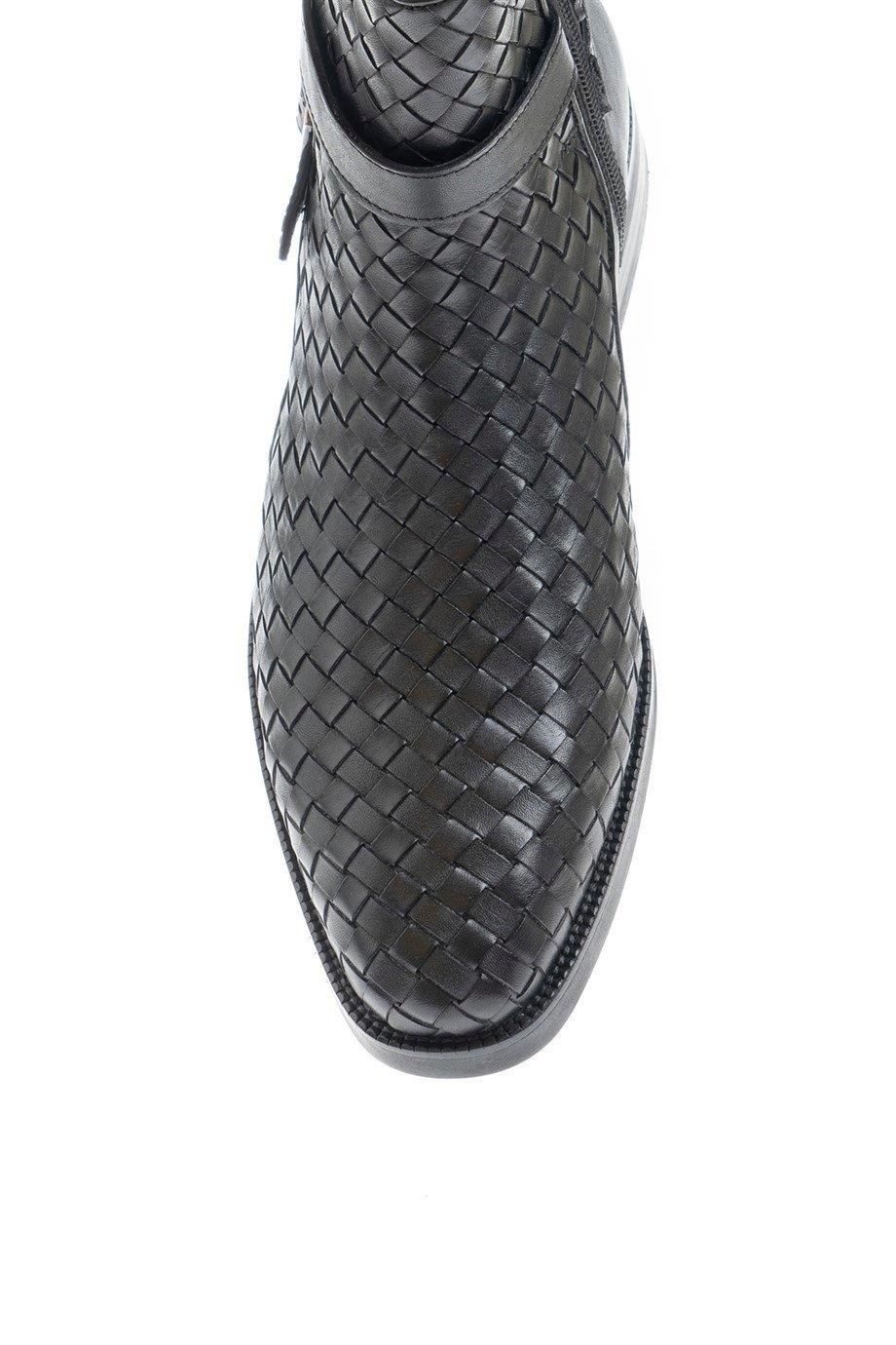 Özel Tasarım Chealsea Bot TABA ürünü YENİ SEZON kategorisinde sizleri bekliyor.