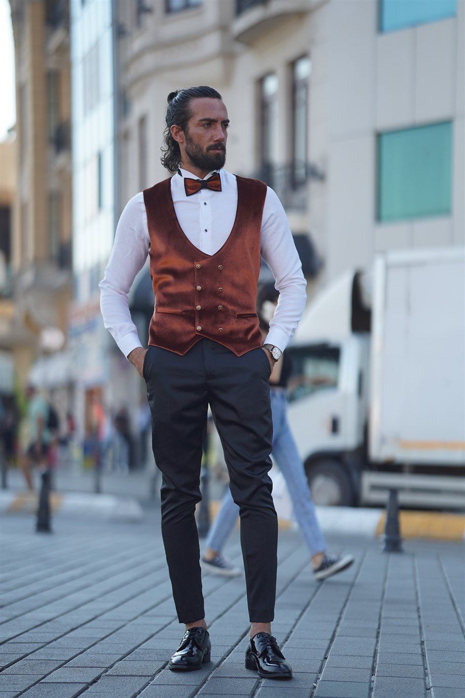 Special Design Suits ürünü SUIT kategorisinde sizleri bekliyor.