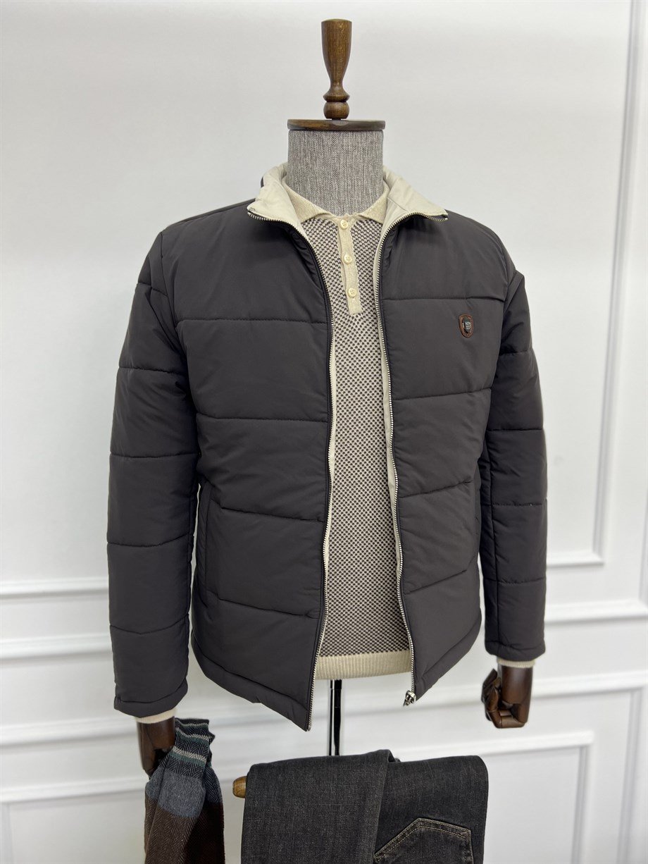 Special Design Filled Double-Sided Coat ürünü OUTERWEAR kategorisinde sizleri bekliyor.