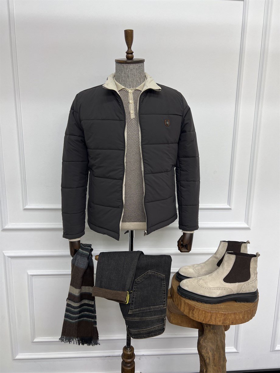 Special Design Filled Double-Sided Coat ürünü OUTERWEAR kategorisinde sizleri bekliyor.
