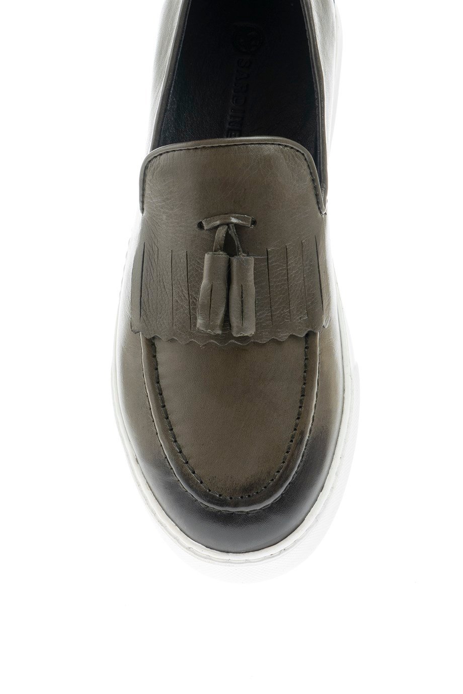 Özel Tasarım Eva Taban Loafer Ayakkabı ürünü YENİ SEZON kategorisinde sizleri bekliyor.