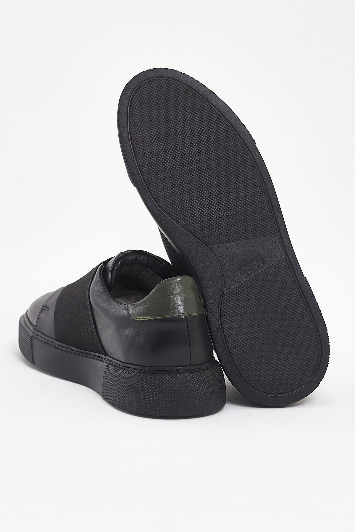 Özel Tasarım Eva Taban Sneakers ürünü NEW SEASON kategorisinde sizleri bekliyor.