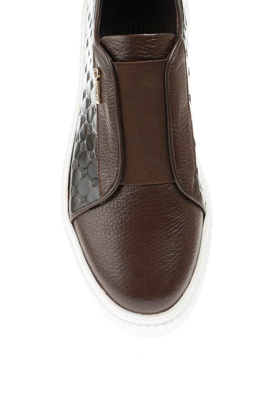 Özel Tasarım Floater Deri Sneakers ürünü YENİ SEZON kategorisinde sizleri bekliyor.