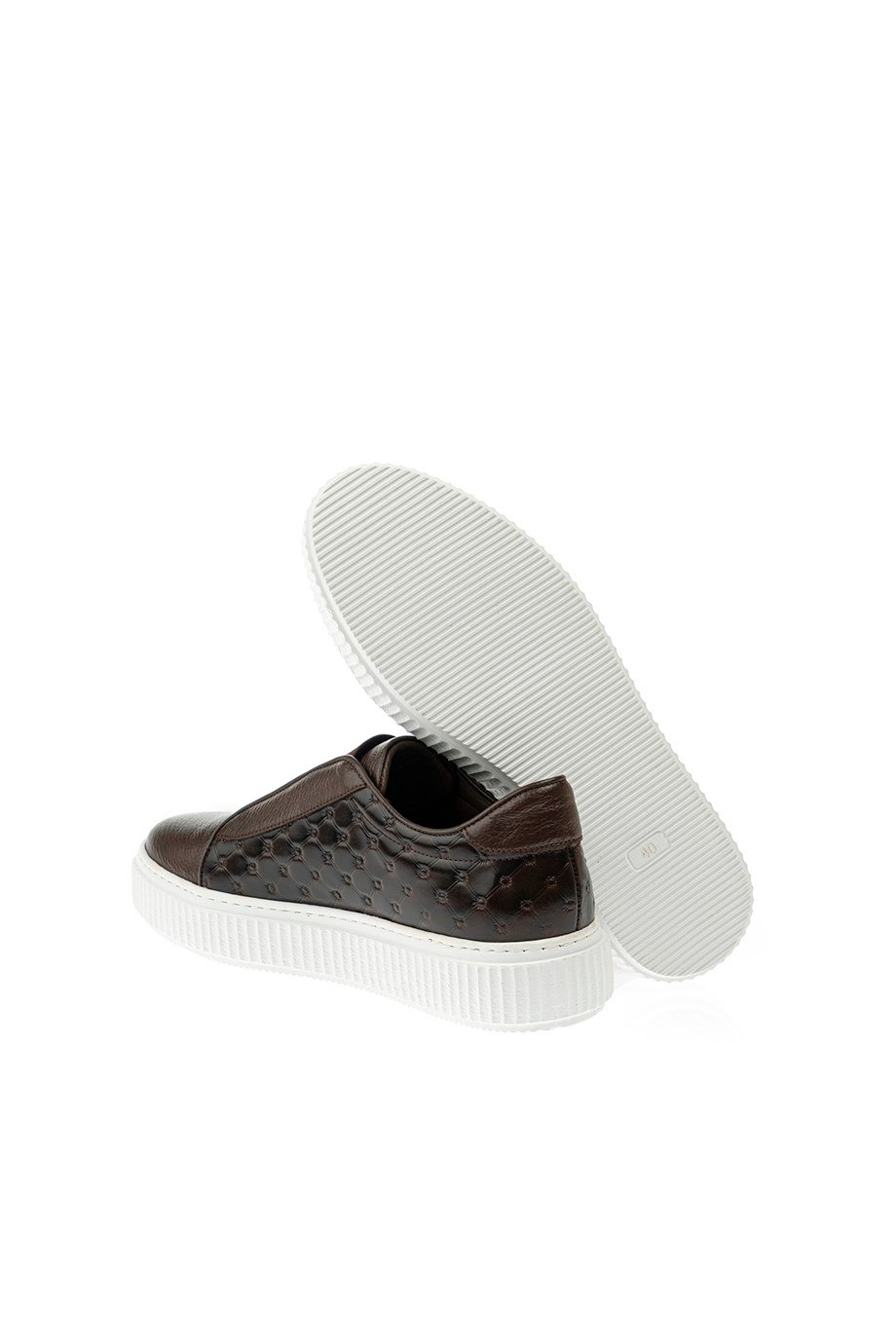 Özel Tasarım Floater Deri Sneakers ürünü YENİ SEZON kategorisinde sizleri bekliyor.