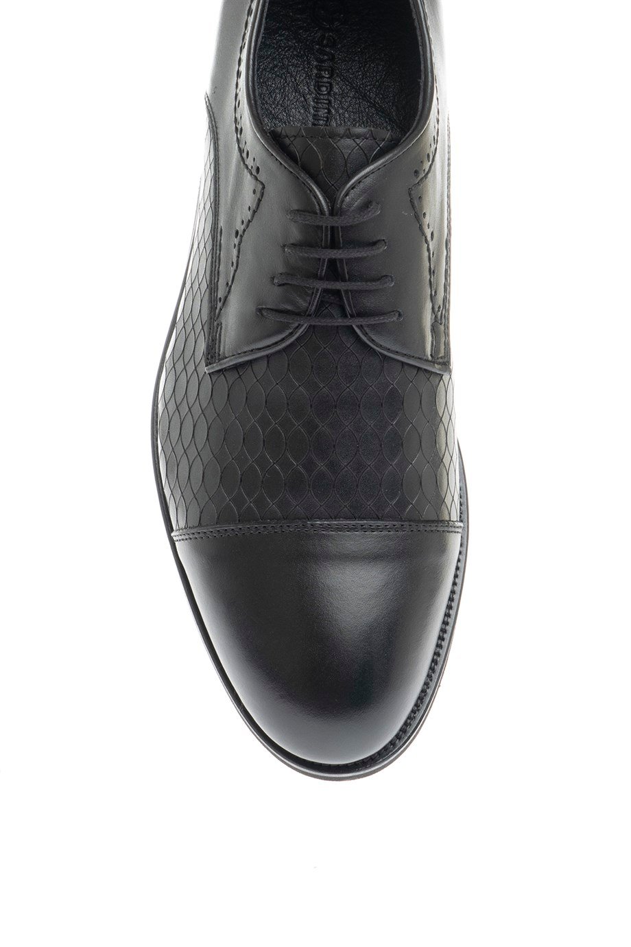 Special Design Genuine Leather Shoes ürünü NEW SEASON kategorisinde sizleri bekliyor.
