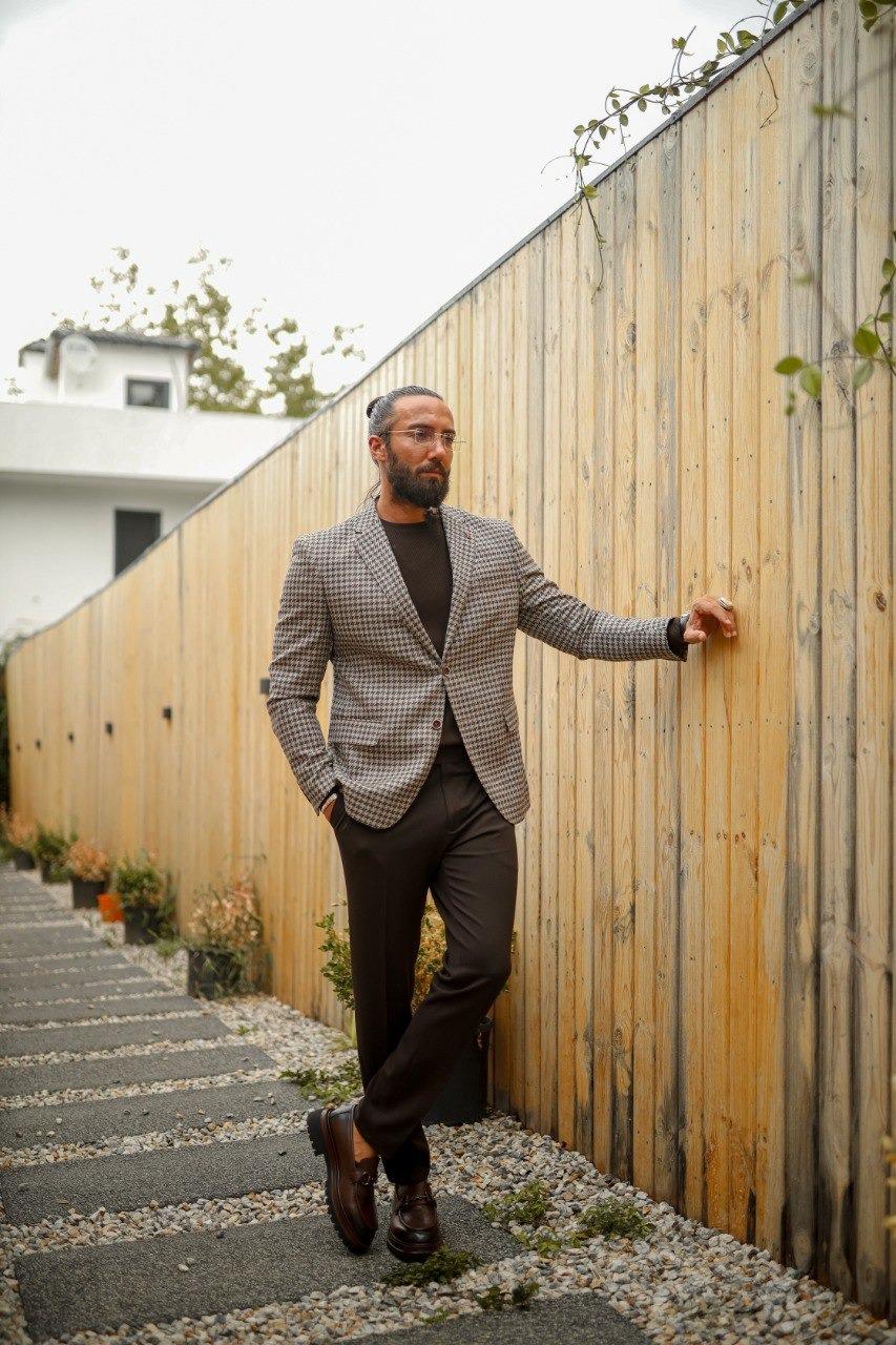 Özel Tasarım Mono Yaka Desenli Kapak Cep Detaylı Ceket ürünü DIŞ GİYİM kategorisinde sizleri bekliyor.