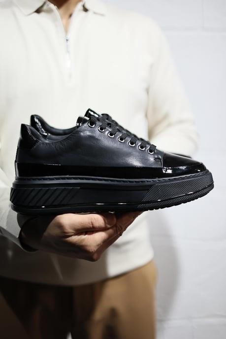 SPECIAL DESIGN Patent Leather SHOES ürünü NEW SEASON kategorisinde sizleri bekliyor.