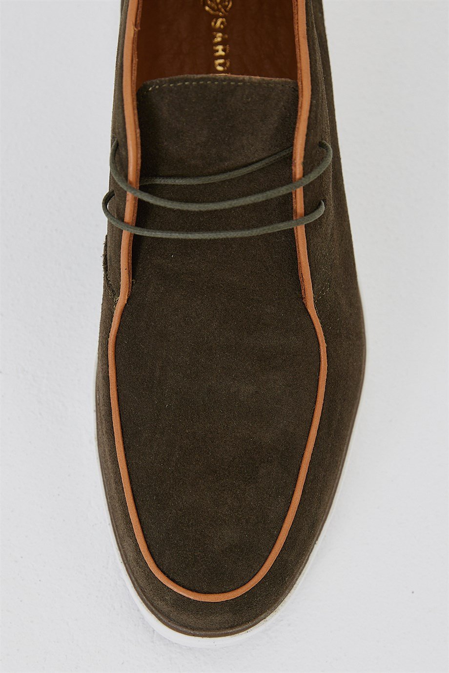 Special Design Suede Chukka Boots ürünü SHOES kategorisinde sizleri bekliyor.