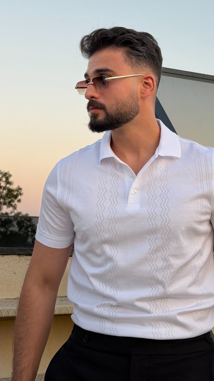 Özel Tasarım T-Shirt ürünü ÜST GİYİM kategorisinde sizleri bekliyor.