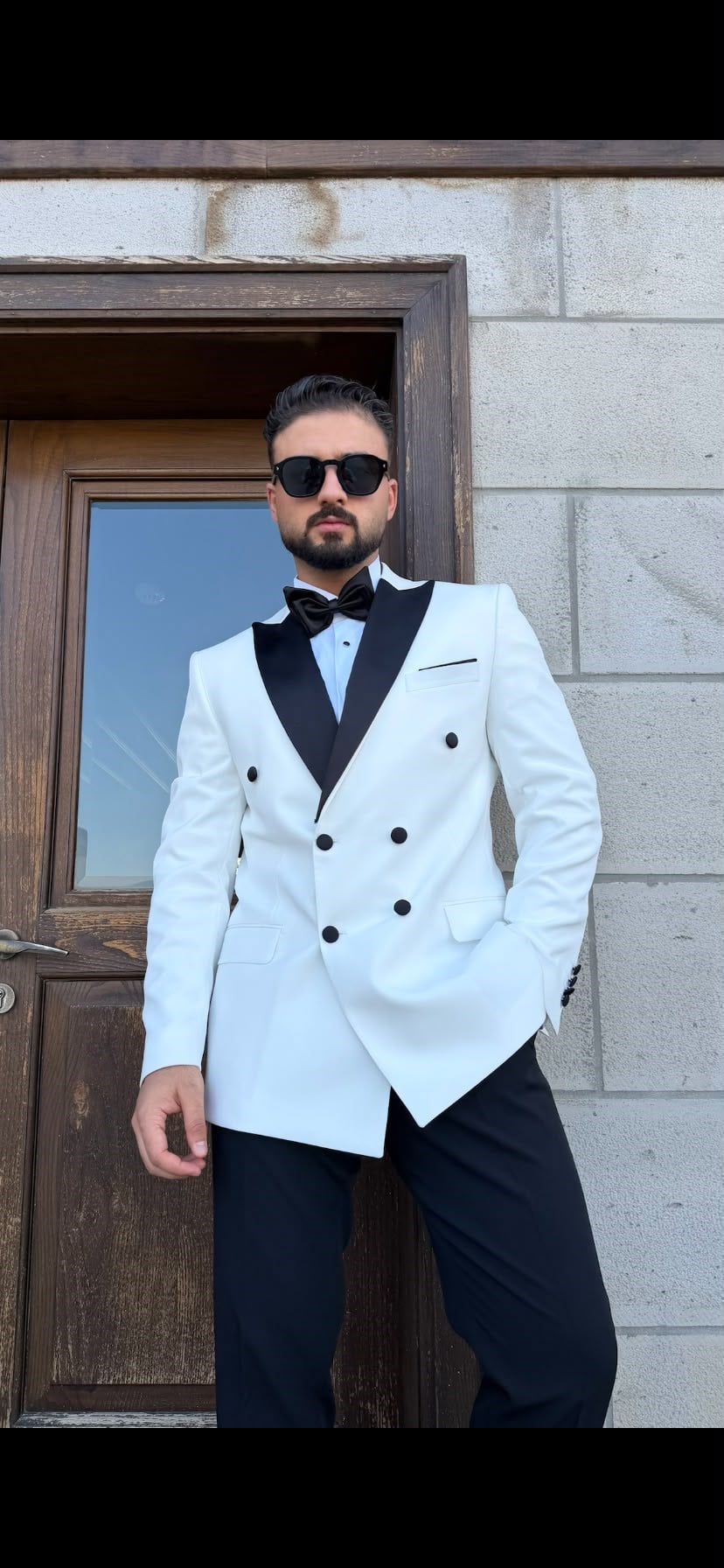 ÖZEL TASARIM TAKIM ELBİSE ürünü SUIT kategorisinde sizleri bekliyor.
