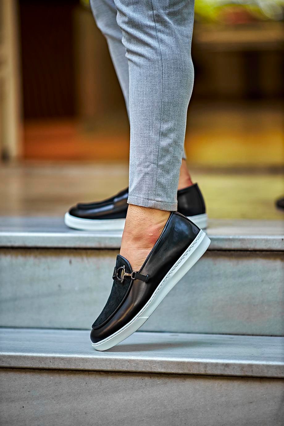 Special Design Buckle Detailed Suede Leather Loafer Shoes ürünü NEW SEASON kategorisinde sizleri bekliyor.