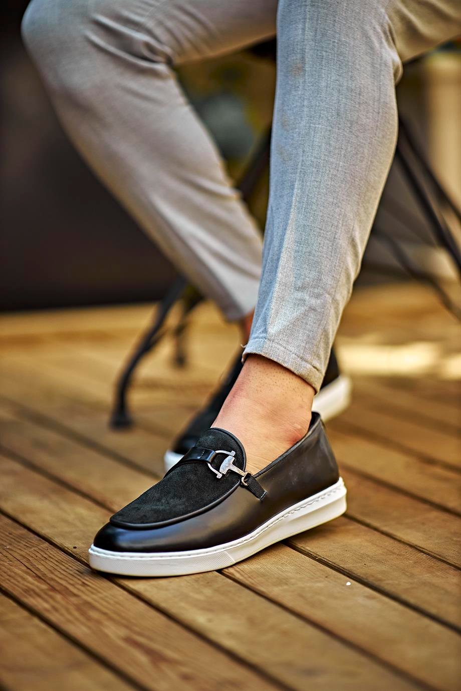 Special Design Buckle Detailed Suede Leather Loafer Shoes ürünü NEW SEASON kategorisinde sizleri bekliyor.