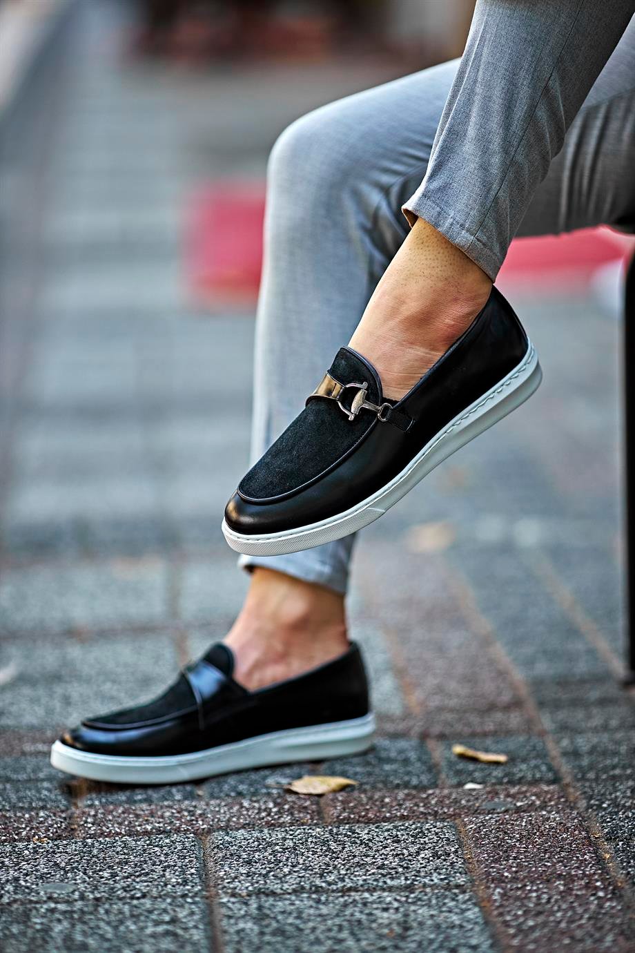 Special Design Buckle Detailed Suede Leather Loafer Shoes ürünü NEW SEASON kategorisinde sizleri bekliyor.