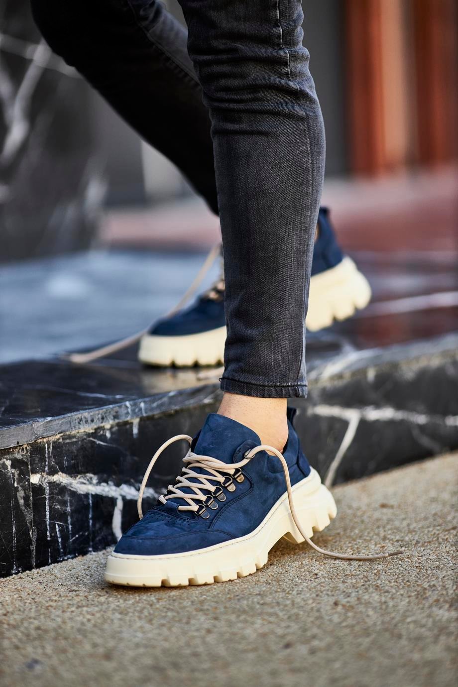 Specially Designed Tractor Sole Boots with Lacing Detail ürünü NEW SEASON kategorisinde sizleri bekliyor.