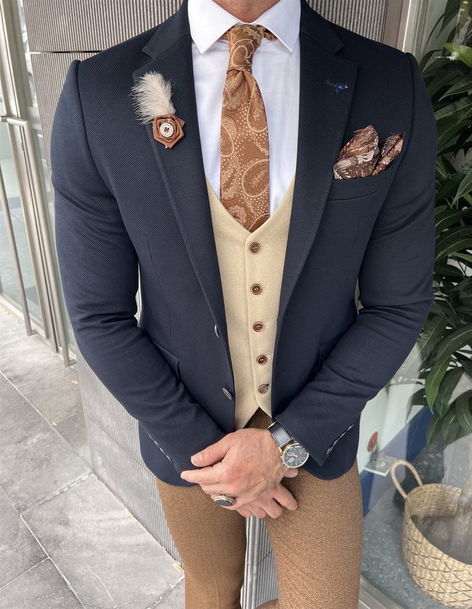 Slim Fit Jacket ürünü OUTERWEAR kategorisinde sizleri bekliyor.