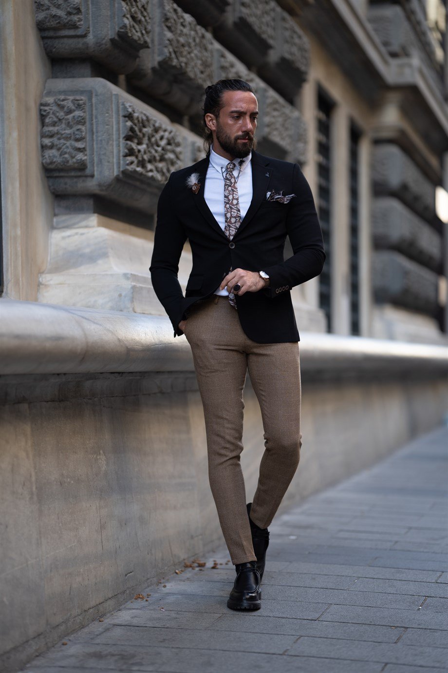 Slim Fit Jacket ürünü OUTERWEAR kategorisinde sizleri bekliyor.