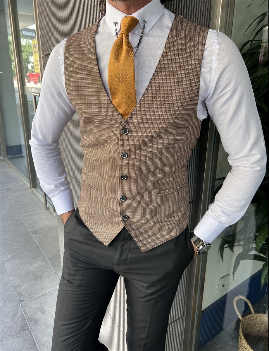 Slim Fit Combined Suit ürünü SUIT kategorisinde sizleri bekliyor.