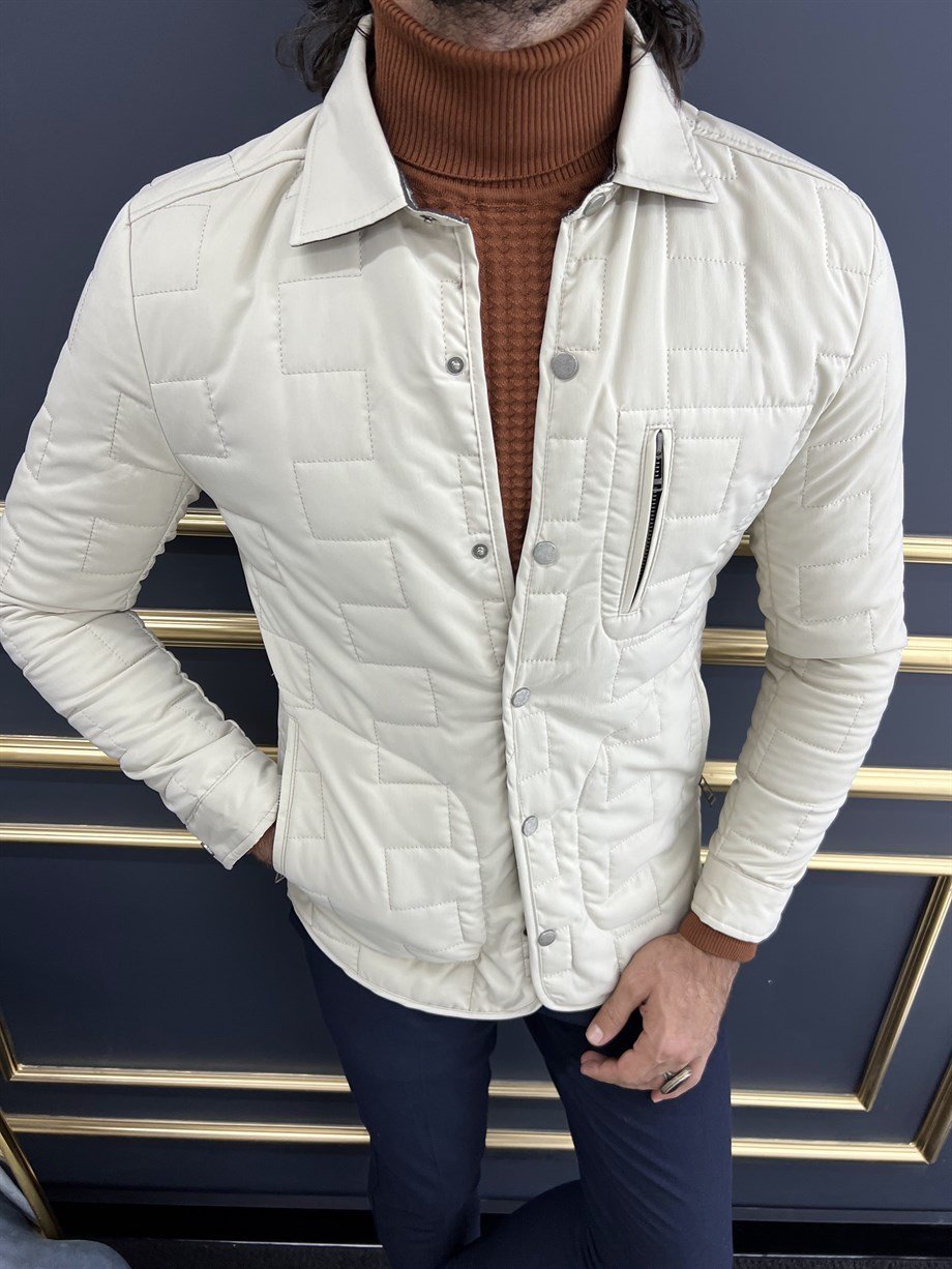 Slim Fit Thermal Jacket ürünü OUTERWEAR kategorisinde sizleri bekliyor.