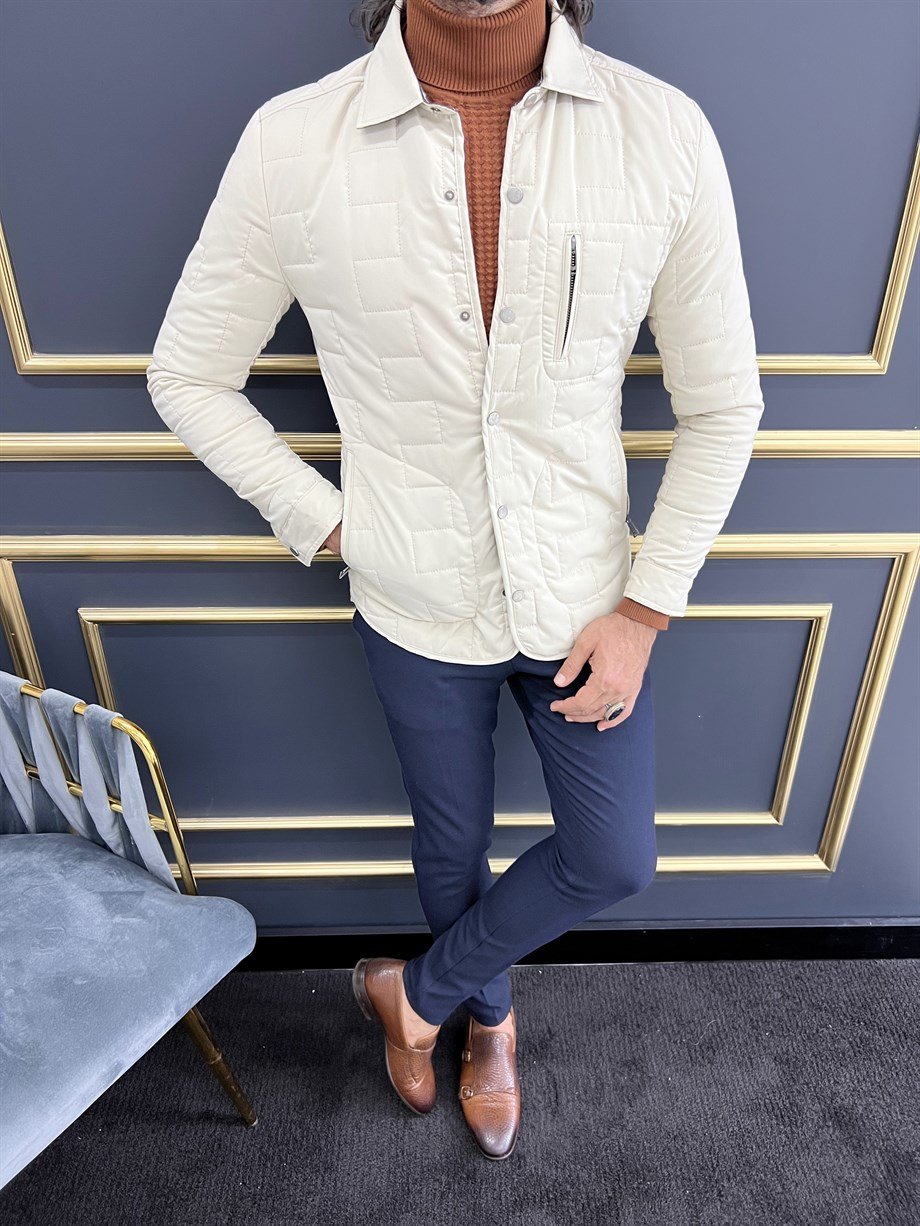 Slim Fit Thermal Jacket ürünü OUTERWEAR kategorisinde sizleri bekliyor.