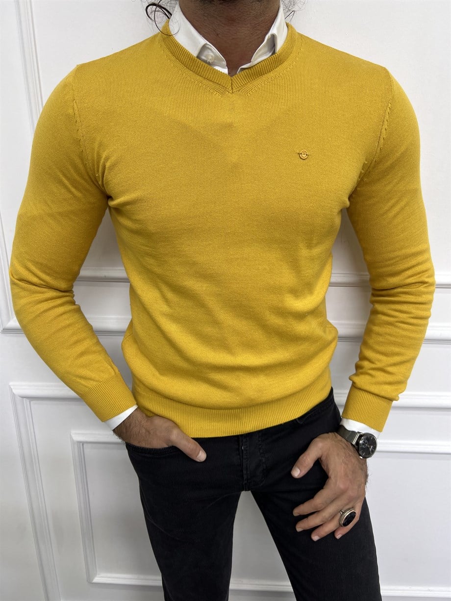 Slim Fit V Neck Knitwear ürünü TOP CLOTHING kategorisinde sizleri bekliyor.