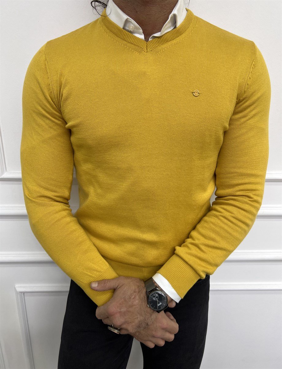 Slim Fit V Neck Knitwear ürünü TOP CLOTHING kategorisinde sizleri bekliyor.