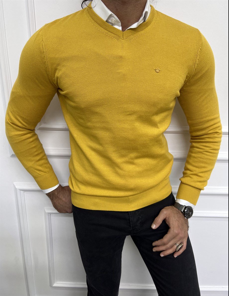Slim Fit V Neck Knitwear ürünü TOP CLOTHING kategorisinde sizleri bekliyor.