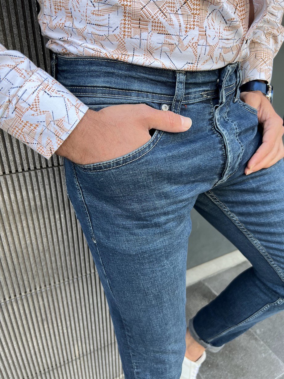 Slim Fit Yan Cepli Likralı Pantolon ürünü JEANS CLOTHING kategorisinde sizleri bekliyor.