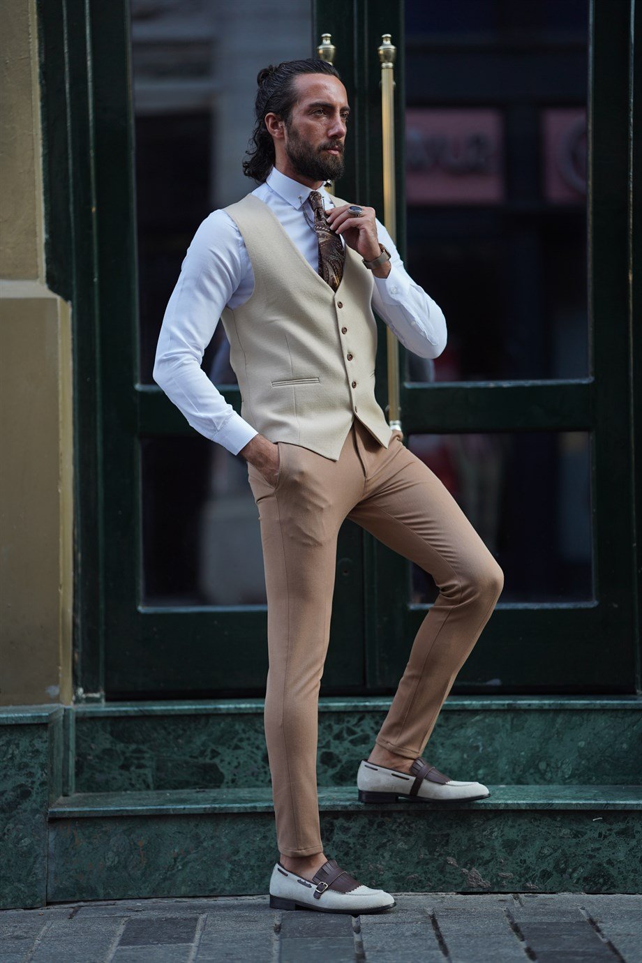 Süper Slim Fit Yelek ürünü DIŞ GİYİM kategorisinde sizleri bekliyor.