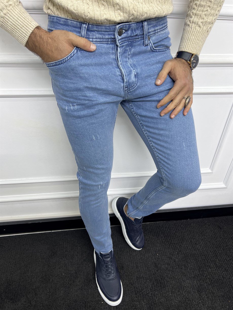 Grinding Detail Slim Fit Jeans ürünü JEANS CLOTHING kategorisinde sizleri bekliyor.