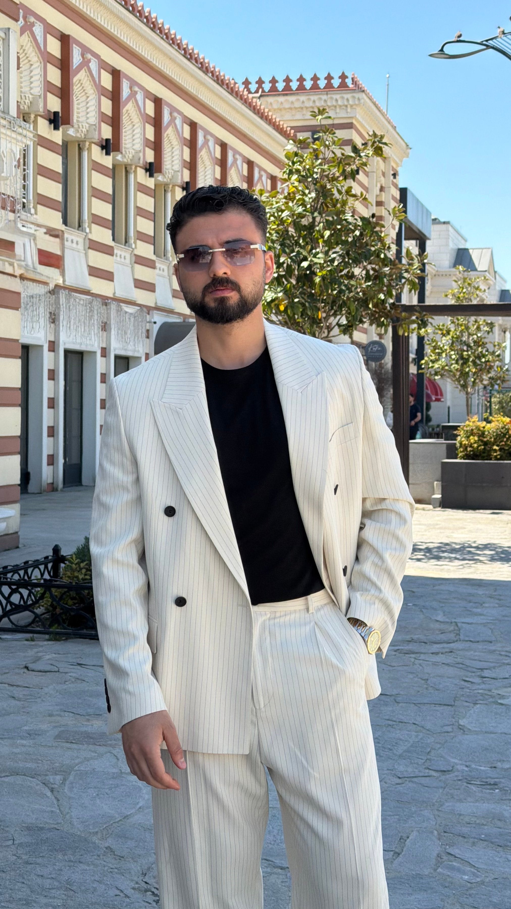 Torino bej Çizgili Takım ürünü TAKIM ELBİSE kategorisinde sizleri bekliyor.