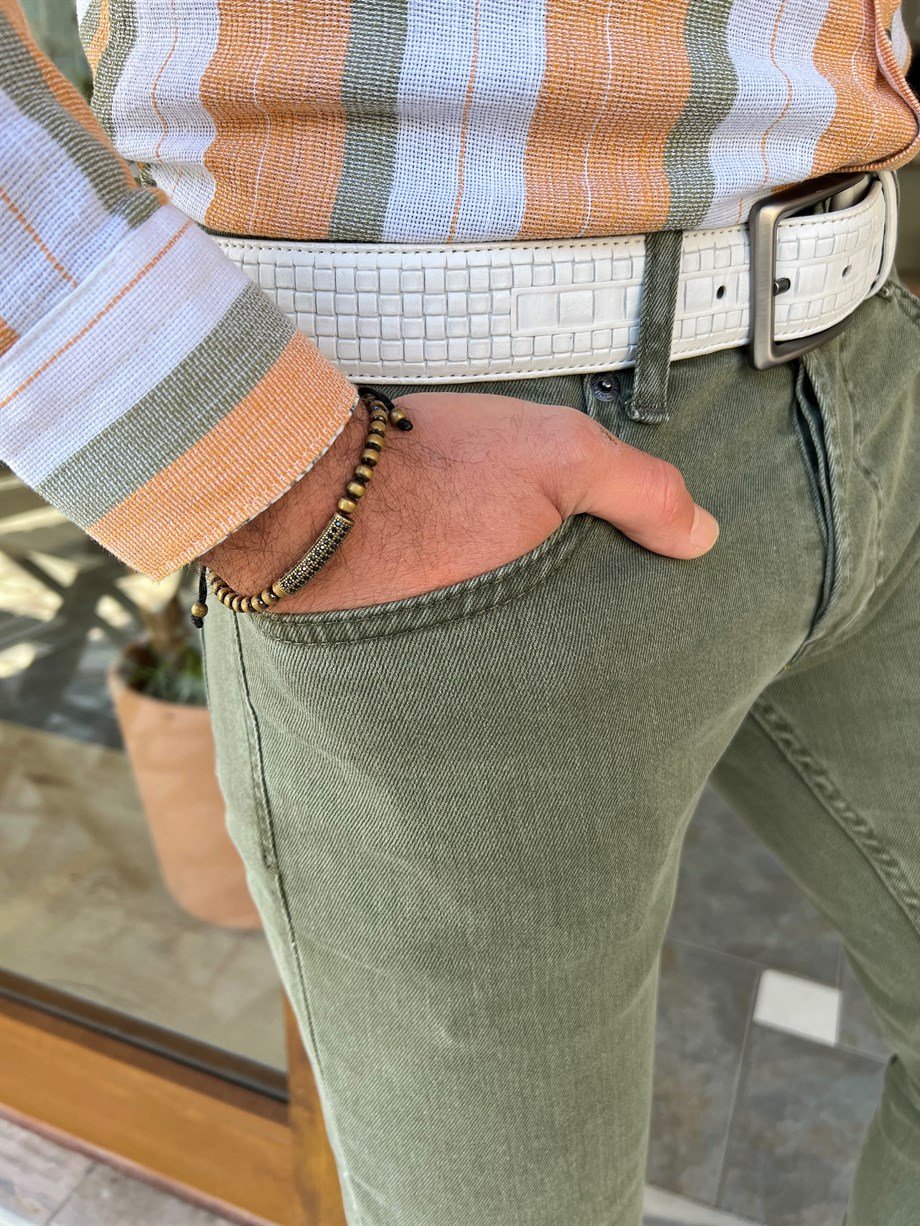 Yan Cepli Slim Fit Kot Pantolon ürünü JEANS CLOTHING kategorisinde sizleri bekliyor.