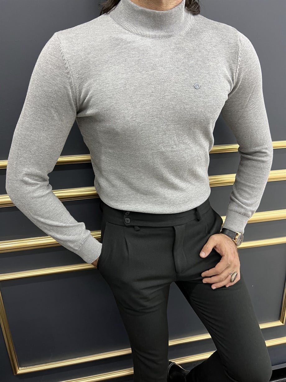 Yarım Balıkçı Slim Fit Triko ürünü ÜST GİYİM kategorisinde sizleri bekliyor.