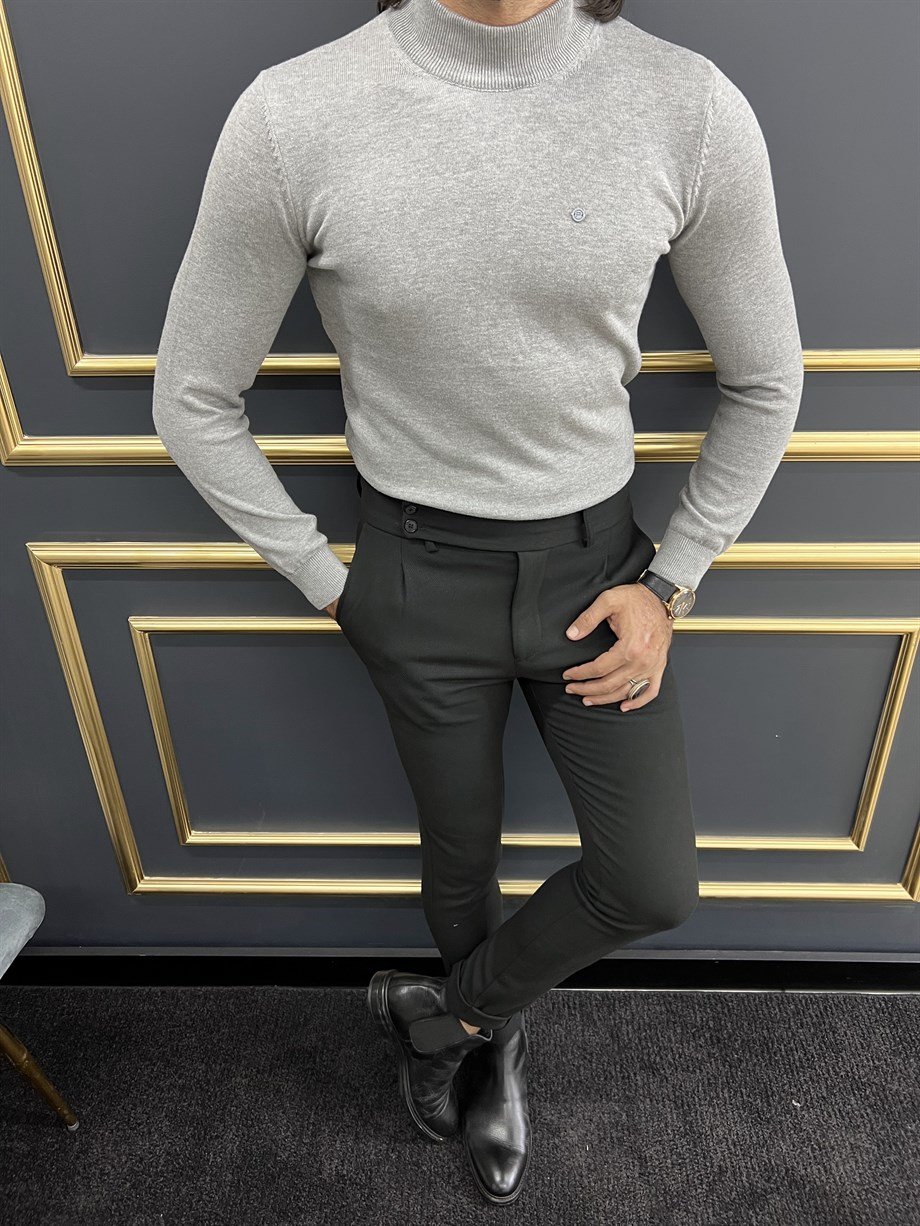 Yarım Balıkçı Slim Fit Triko ürünü ÜST GİYİM kategorisinde sizleri bekliyor.
