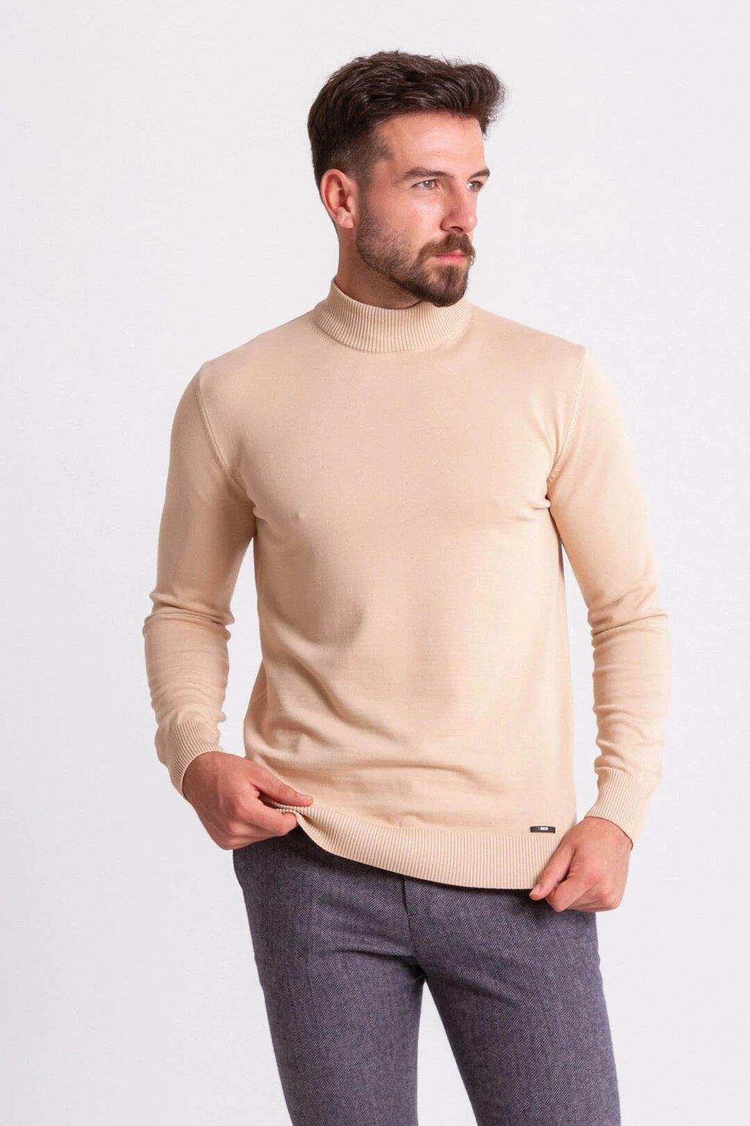 Yarım Balıkçı Yaka Triko Kazak ürünü ÜST GİYİM kategorisinde sizleri bekliyor.