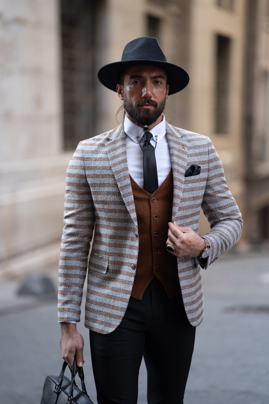 Plaid Patterned Slim Fit Jacket With Vest ürünü OUTERWEAR kategorisinde sizleri bekliyor.