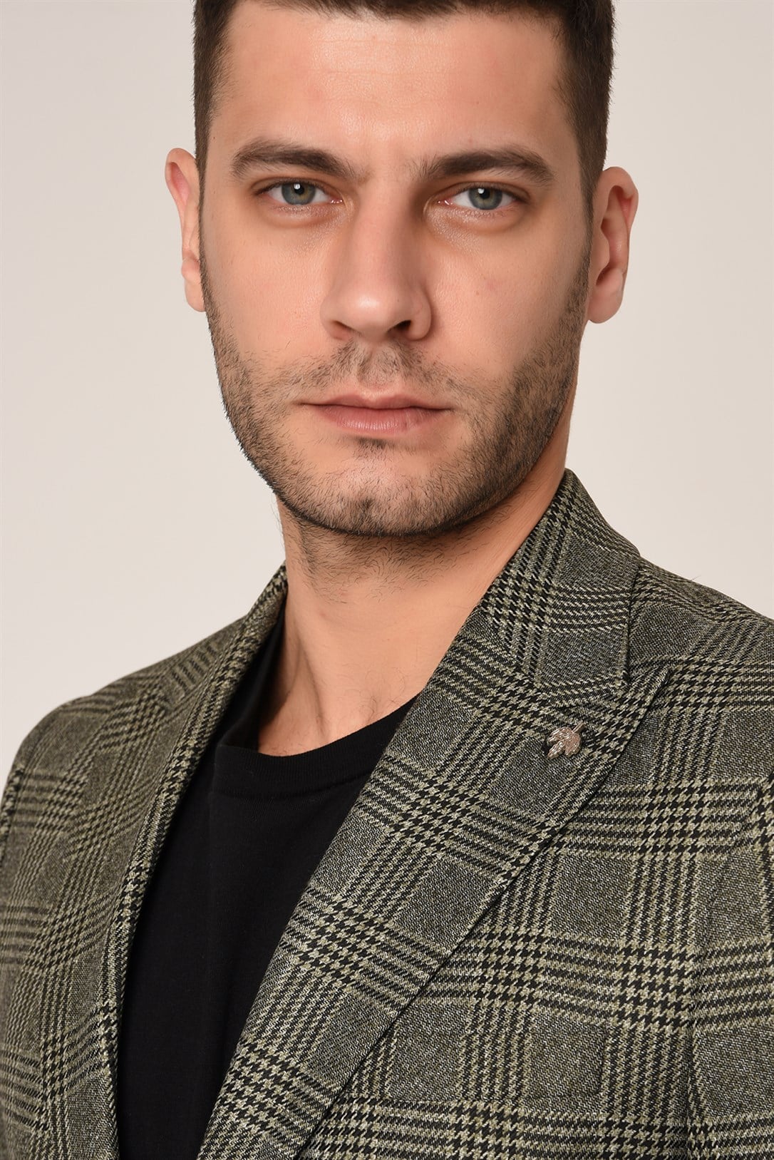 Yeşil Renk Ekose Blazer Tek Ceket  Sivri Yaka Slim Fit | AgustiniCEKETAGUSTİNİCk1064AGUSTİNİYeşil Renk Ekose Blazer Tek Ceket Sivri Yaka Slim Fit | Agustini