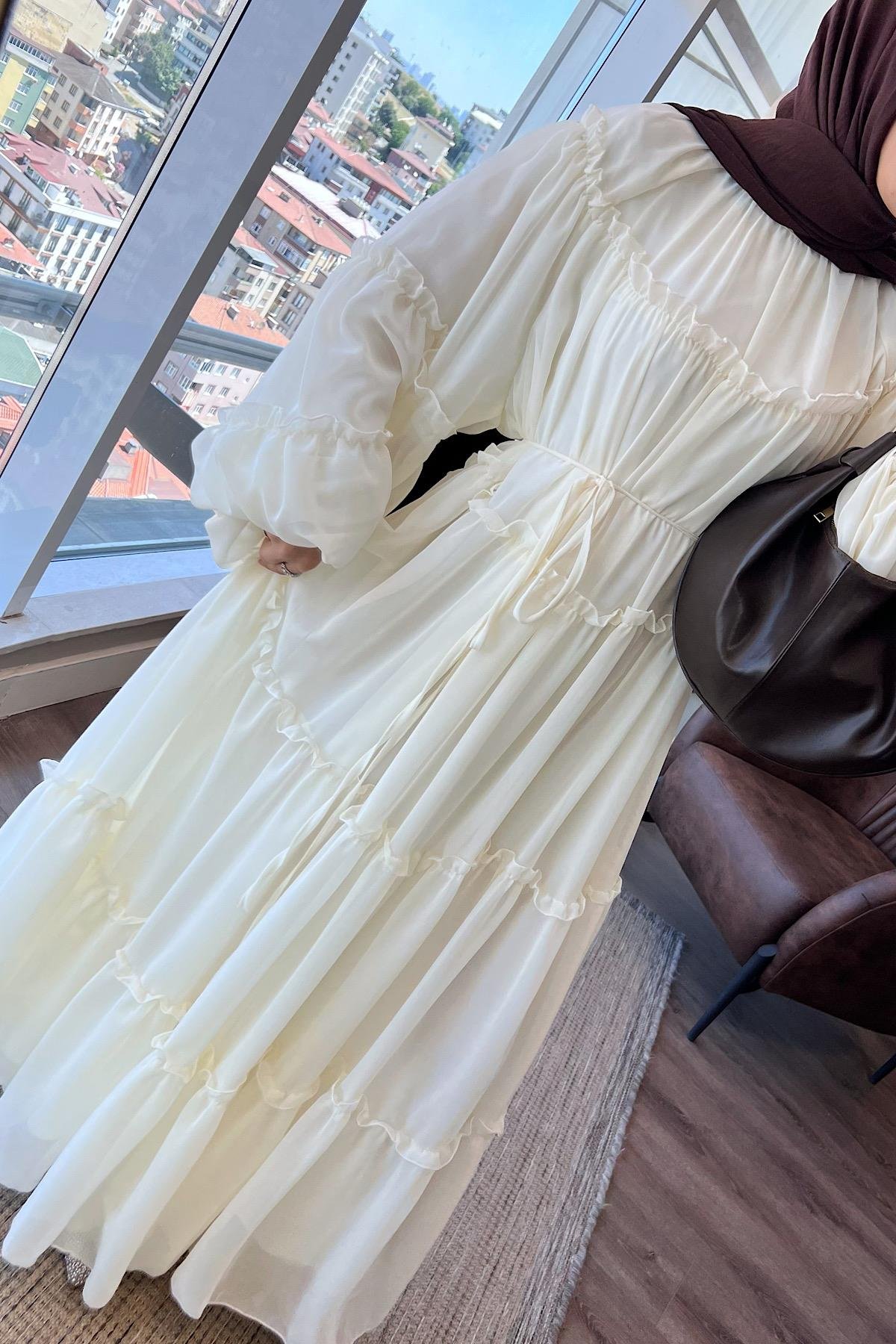 Fırfırlı Şifon Elbise KremDubaiShowroomELBİSELER9886