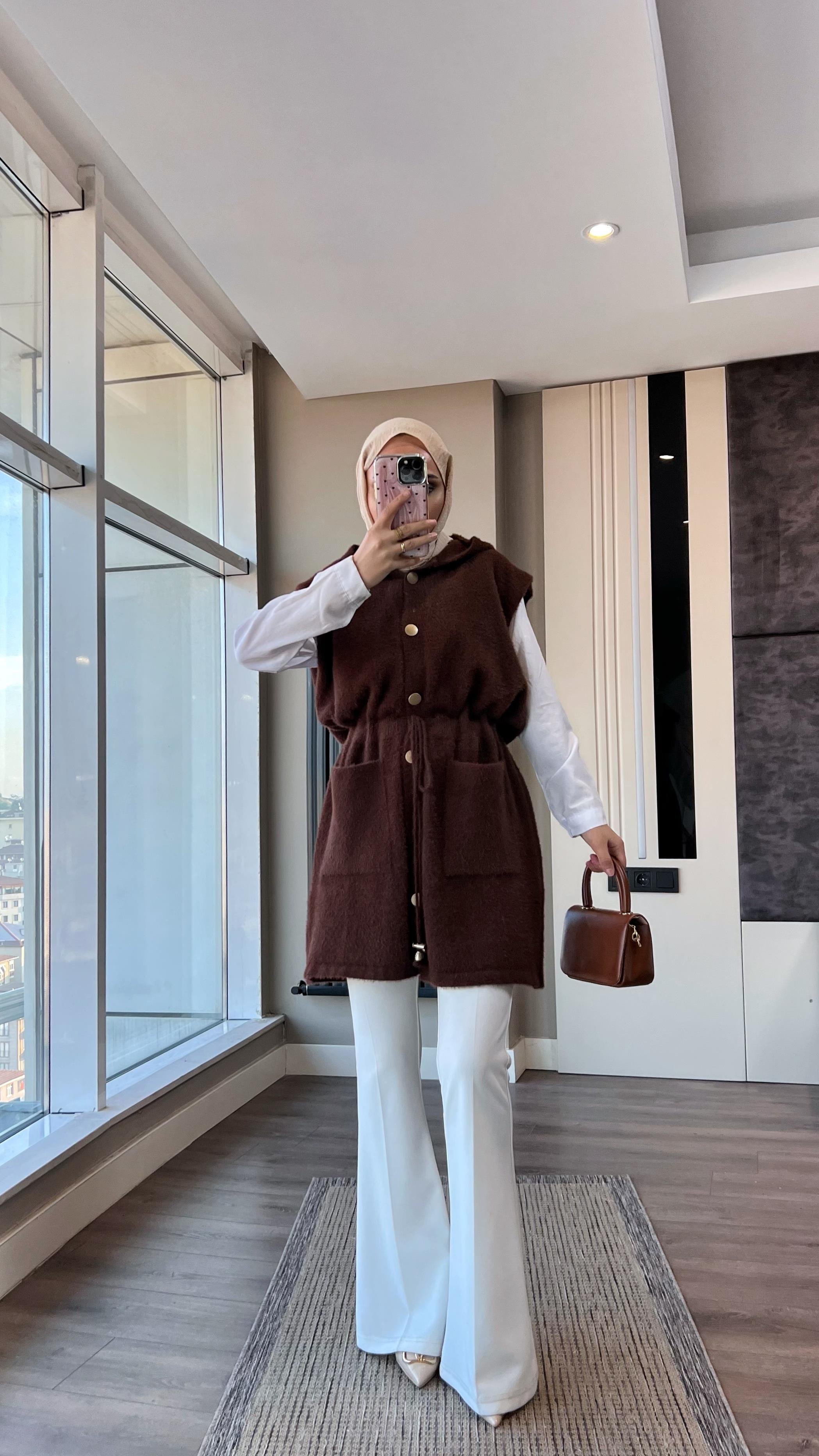 Kapüşonlu Yumoş Yelek KahverengiDubaiShowroomDIŞ GİYİM25146