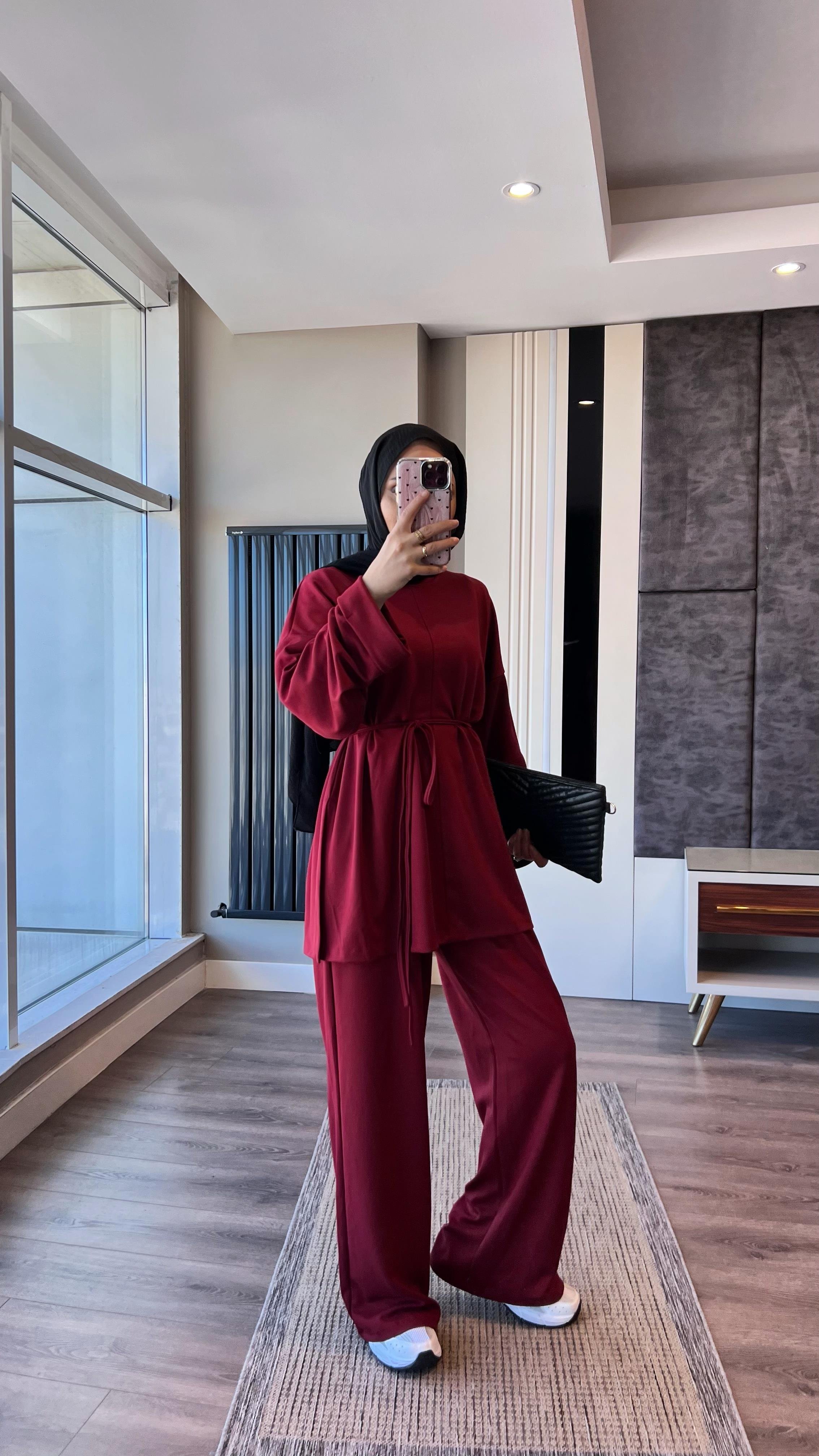 Kolu Katlamalı Modal TakımDubaiShowroomTAKIM05665-