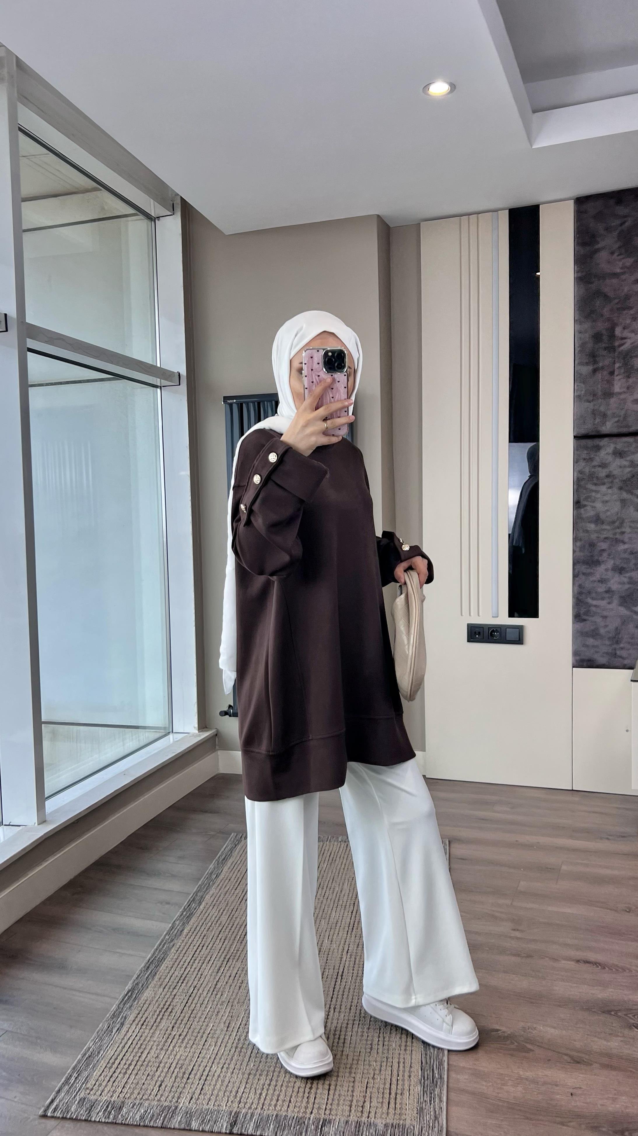 Kolu Düğme Detaylı Sweat KahverengiDubaiShowroomÜST GİYİM011230