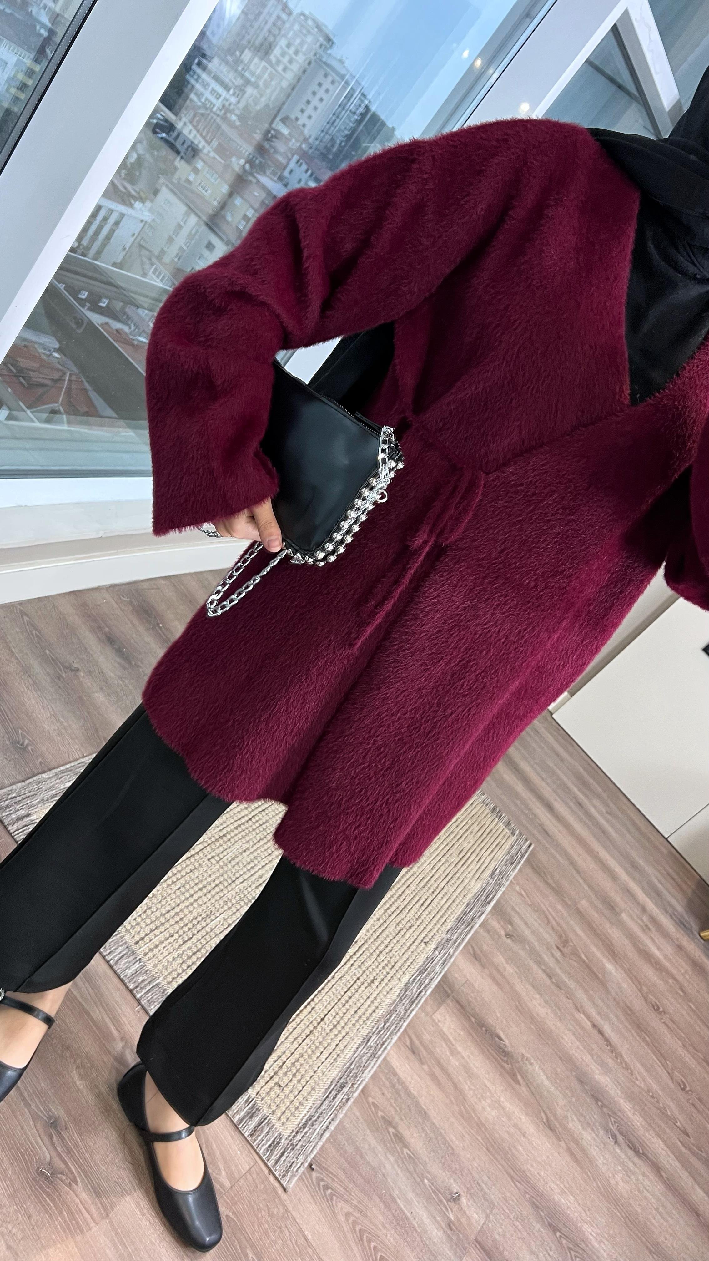 İçten Bağlama Detaylı Yumoş hırka BordoDubaiShowroomDIŞ GİYİM25031