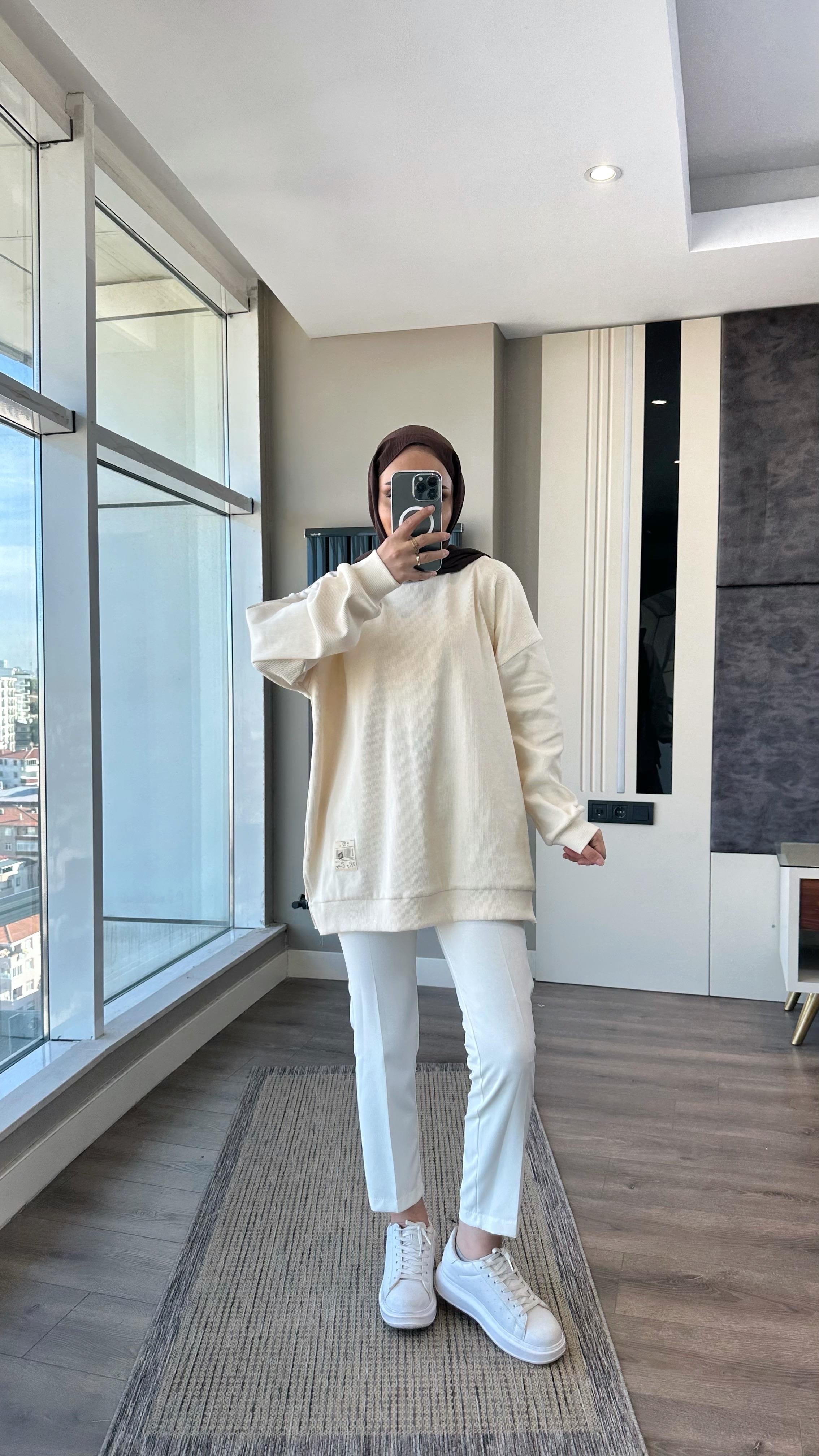 Bisiklet Yaka Basıc Tunik KremDubaiShowroomÜST GİYİM06138