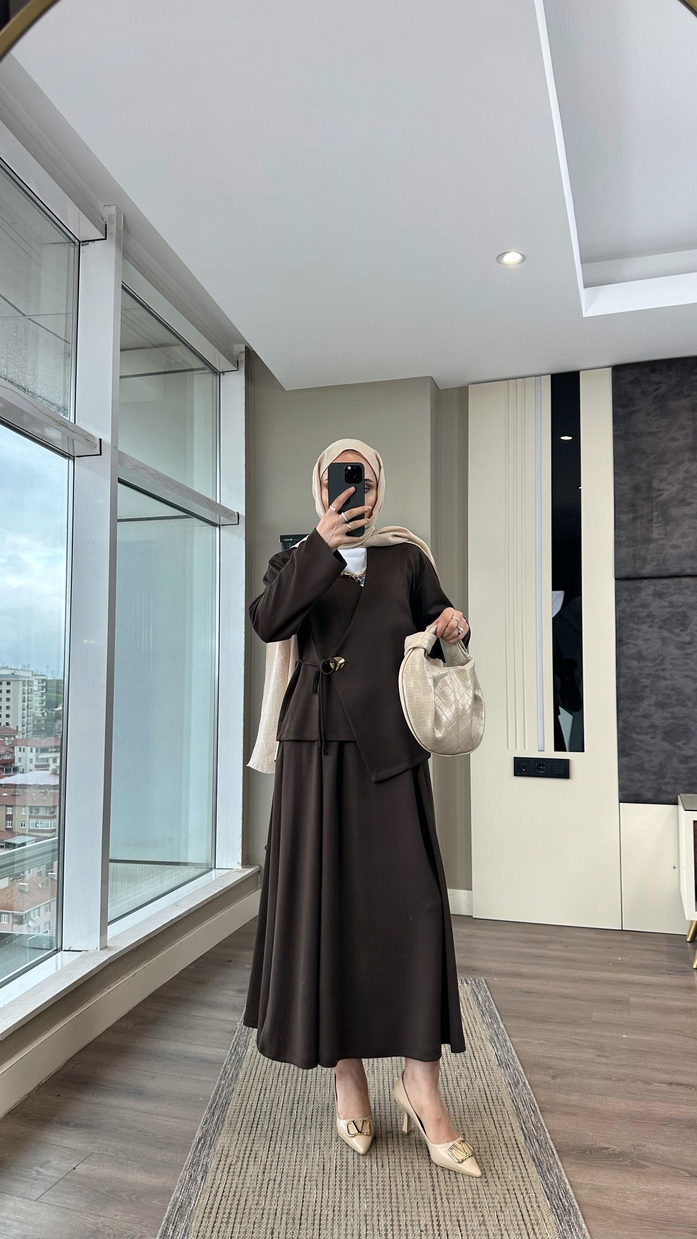 Lucas Modal Etekli Takım KahverengiDubaiShowroomTAKIM01035