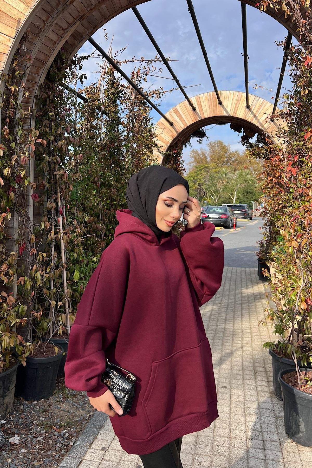 Üç İplik Kanguru Cep Sweat Vişne ÇürüğüDubaiShowroomÜST GİYİM3584