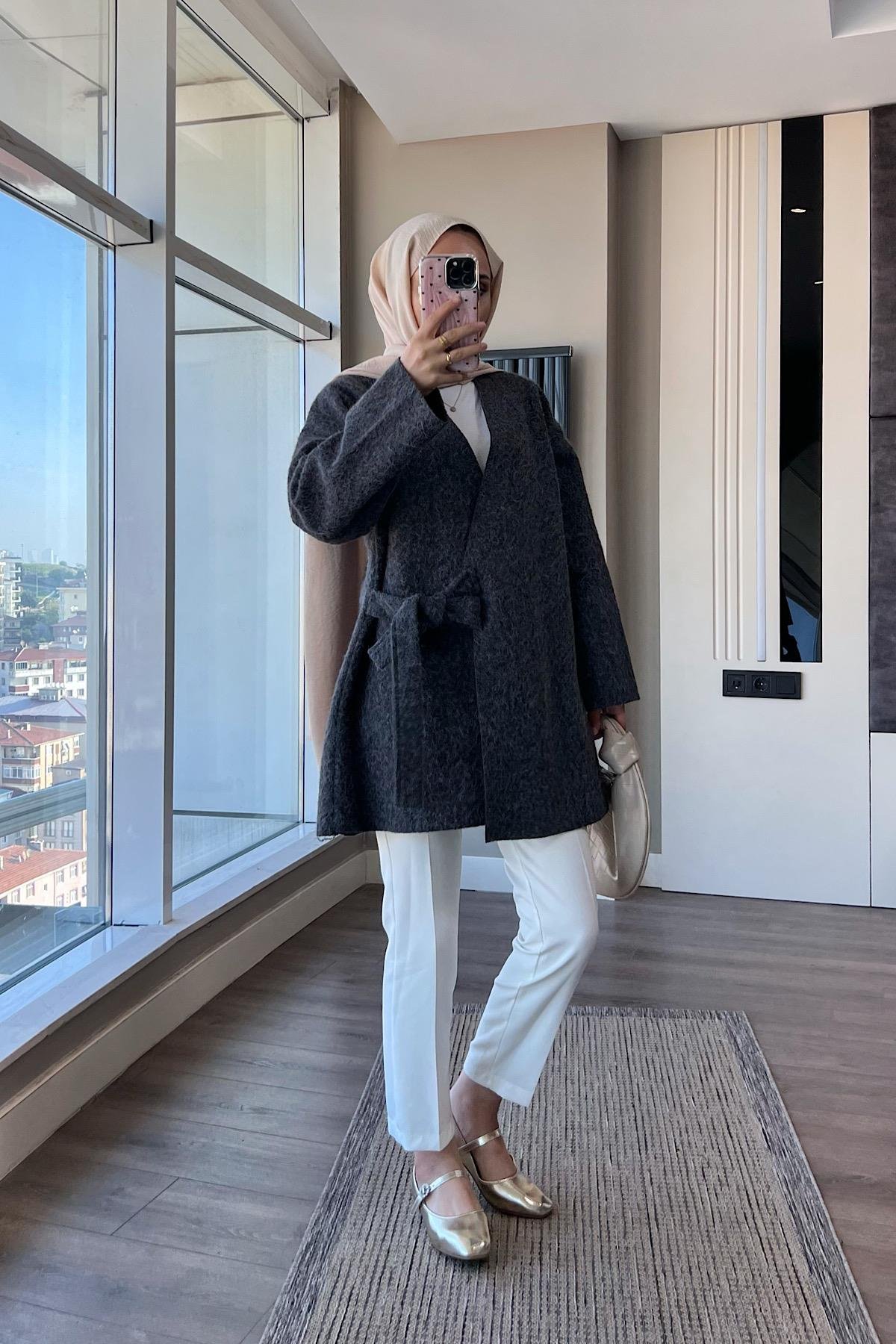 İçten Bağlamalı Buklet Hırka AntrasitDubaiShowroomDIŞ GİYİM01310