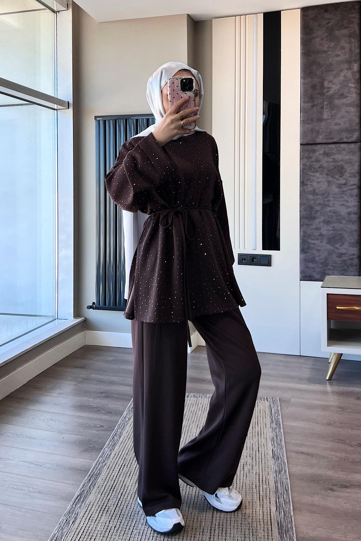 Üzeri Taşlı Pamuklu Takım KahverengiDubaiShowroomTAKIM514506