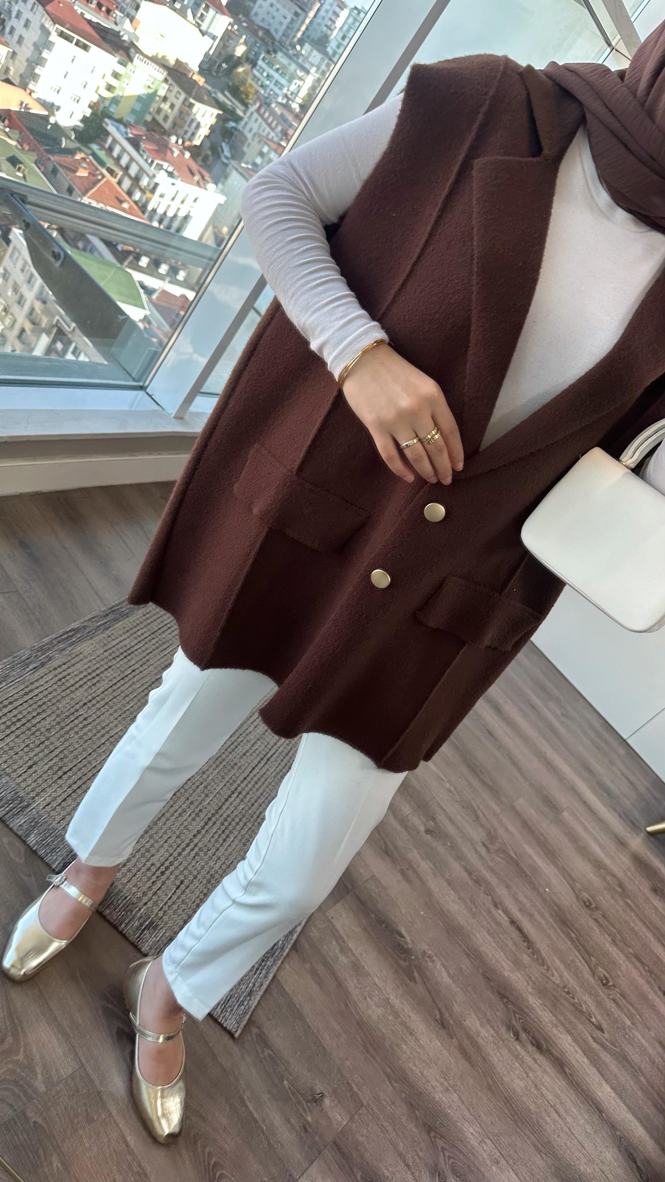 Süs Cep Yumoş Yelek Kahverengi DubaiShowroomDIŞ GİYİM44119