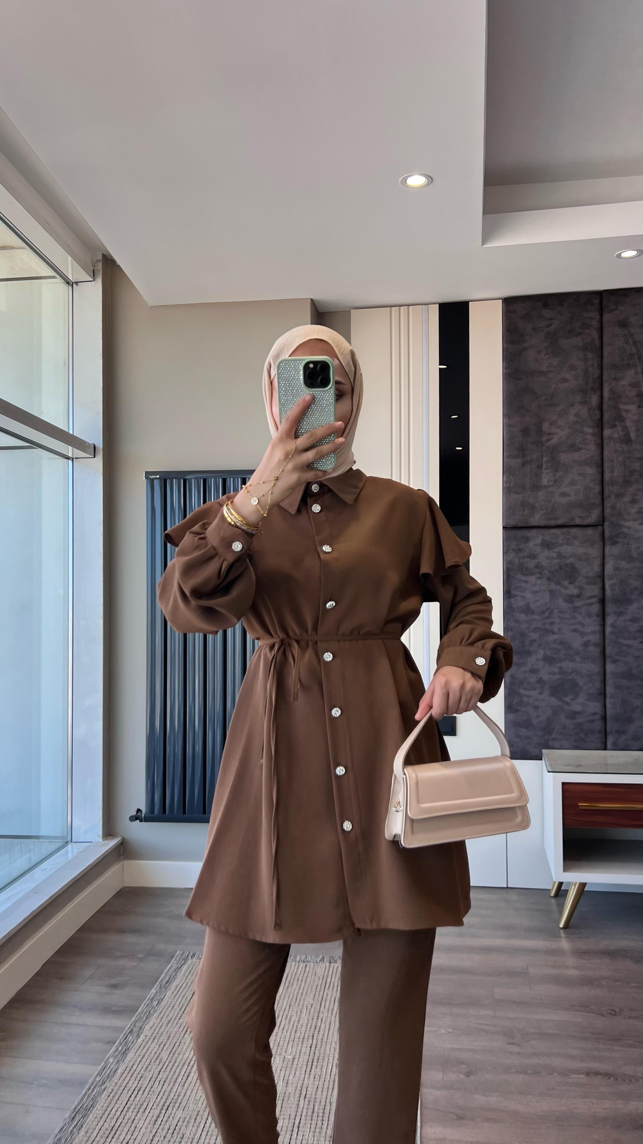 Kolları Volanlı Takım KahverengiDubaiShowroomTAKIM01542-KHVRNGİ